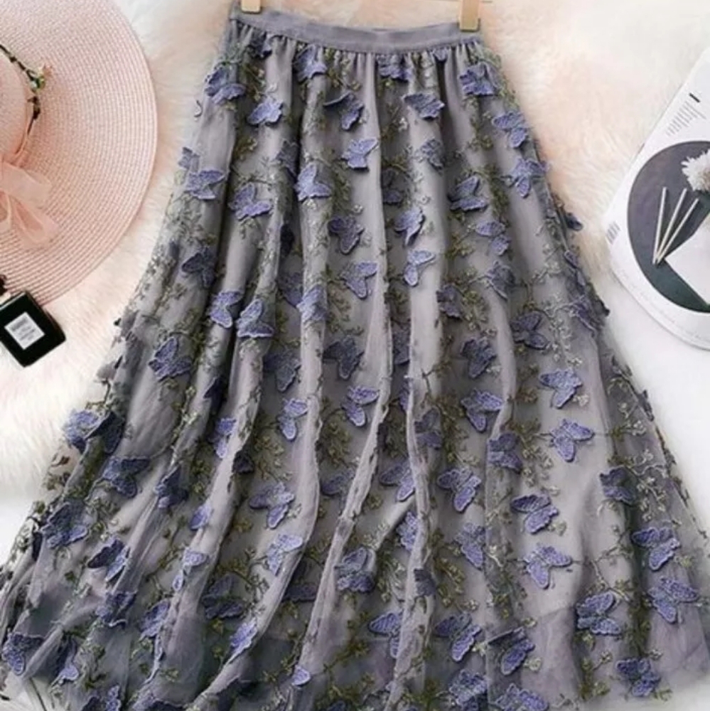 Elegant Gray Floral Skirt With Embroidered Butterflies